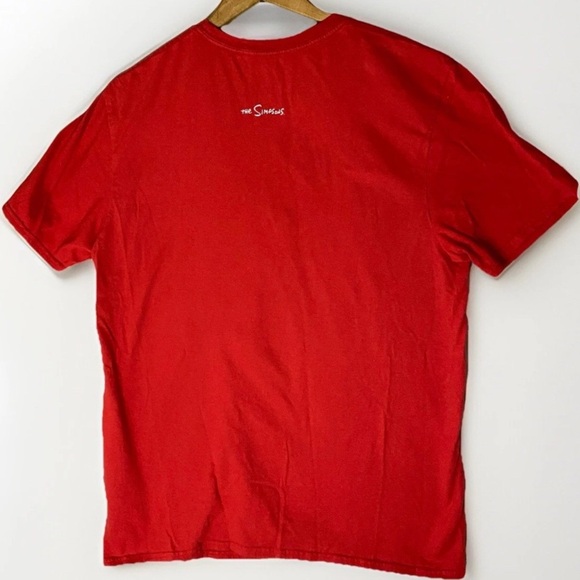Duff Man In Cape Superhero Pose The Simpsons Red T-shirt Men’s Size Large - Picture 2 of 7